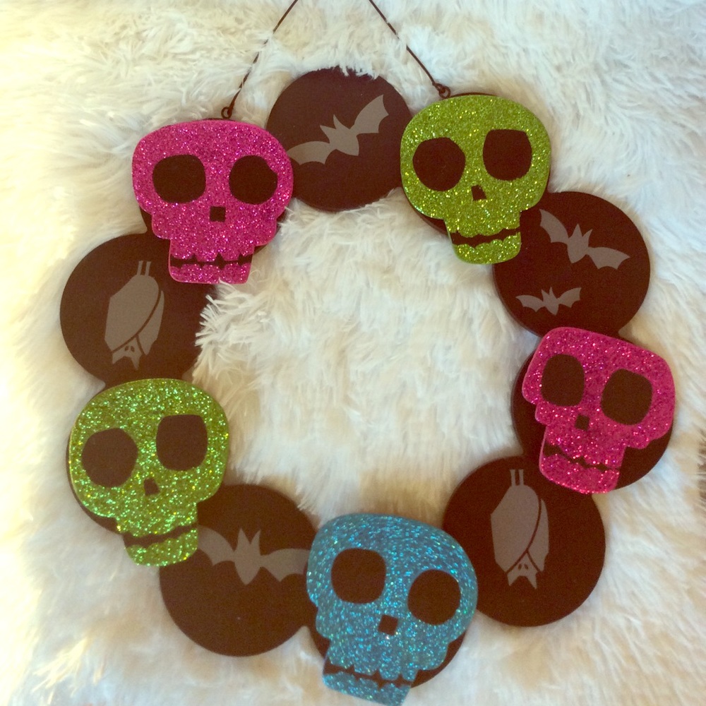 Halloween Skull Glitter Wreath